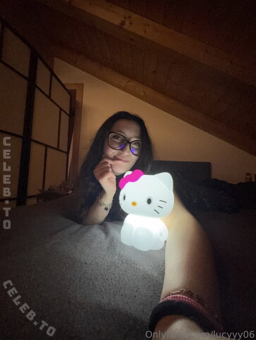 Lucyyy06 – This is what my sweet evening looks like 🤭