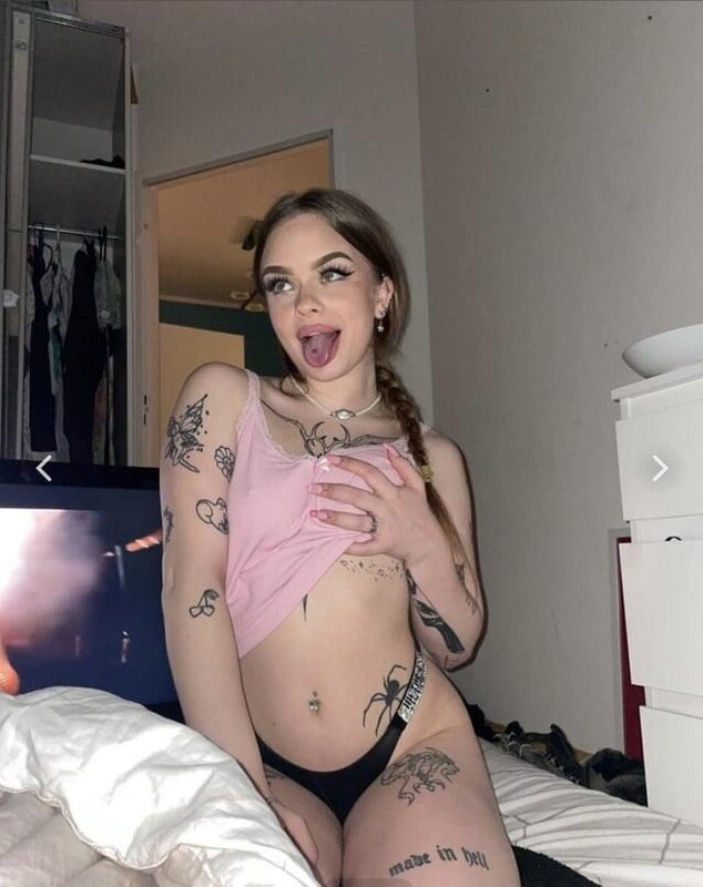 Luczkowska nude photo 23