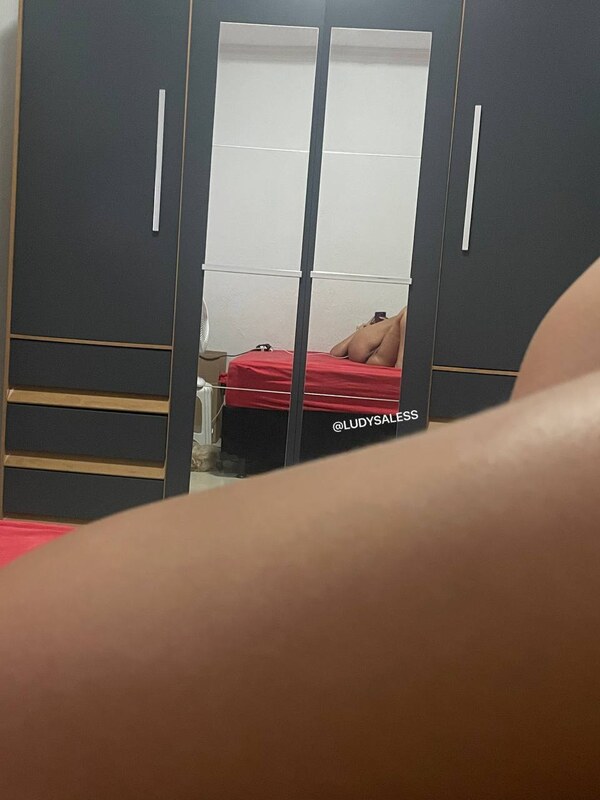 @ludysaless nude photo 23
