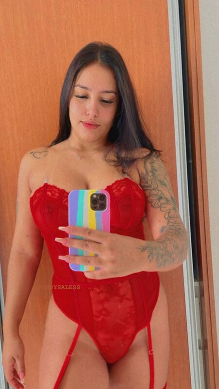 @ludysaless nude photo 8