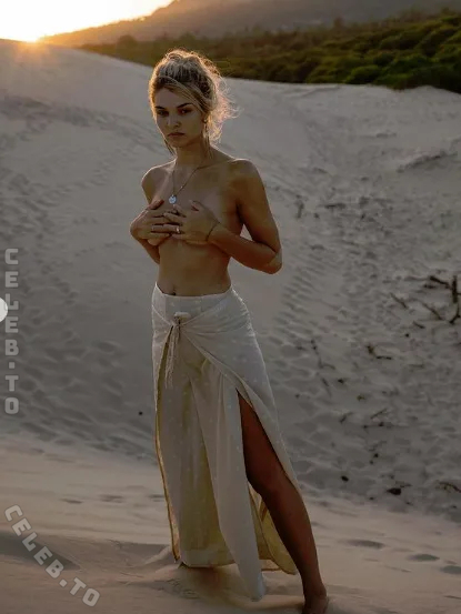 Luisa Hartema nude photo 8