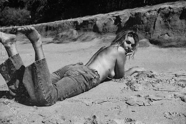 Luisa Hartema nude photo 11