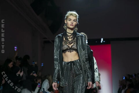 Luisa Hartema photo 6