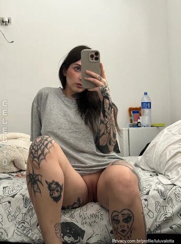 Luisa valotta nude photo 29