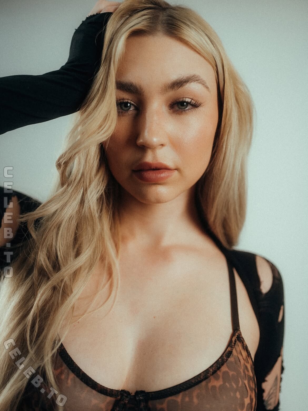 luisa_oderso nude photo 2