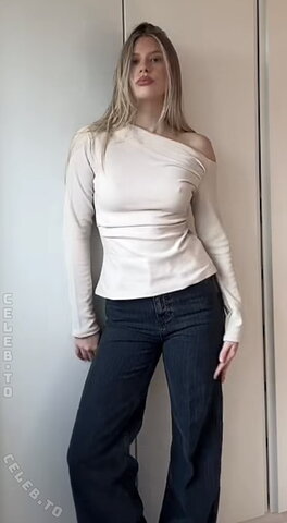 Luise Jenisch nude photo 16
