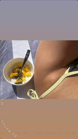 Luise Jenisch Sexy (1 photo)