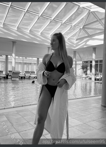 Luiseem95 nude photo 9