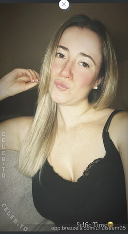Luiseem95 nude photo 8