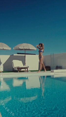 Luisinha Oliveira photo 2