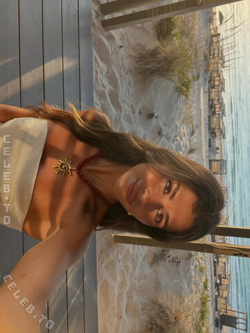 Luisinha Oliveira photo 4