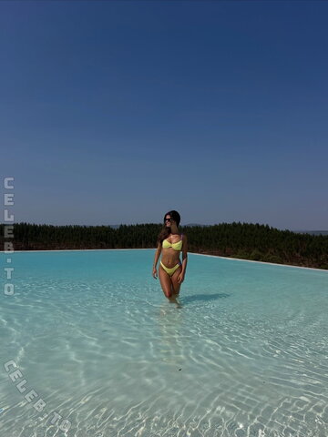 Luisinha Oliveira nude photo 26