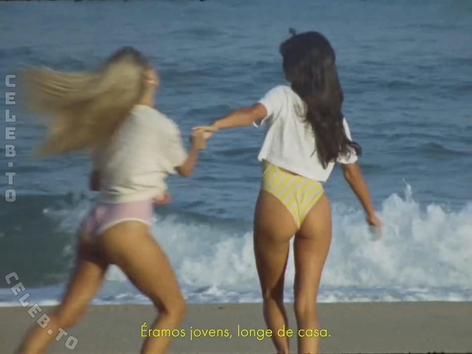 Luisinha Oliveira nude photo 16