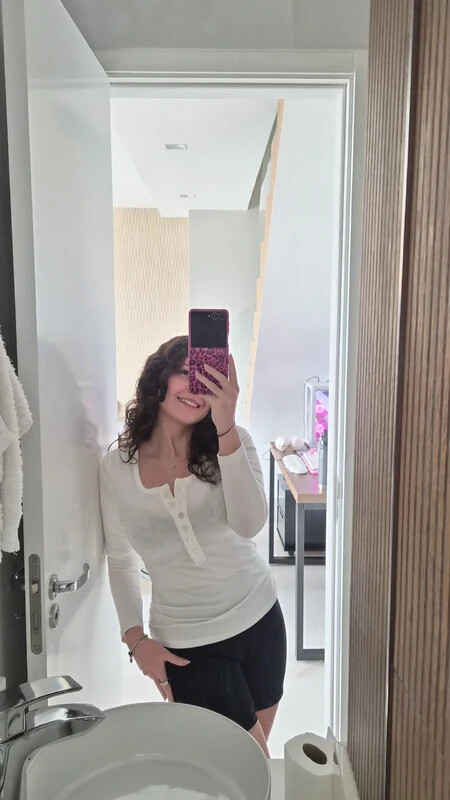 Luiza Velloso nude photo 4