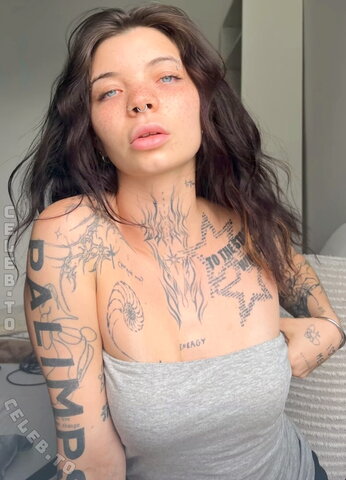 Luna Antonia – Again something new from her
