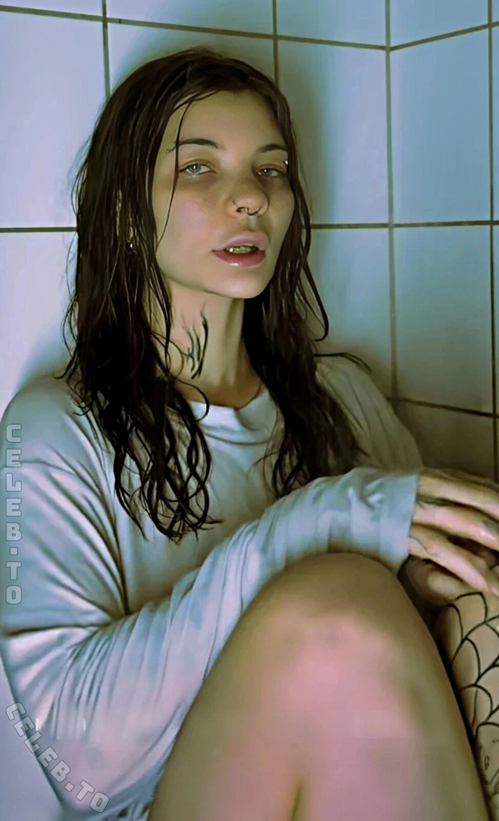 Luna Antonia nude photo 1