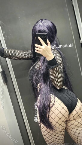 Luna Aoki nude photo 19