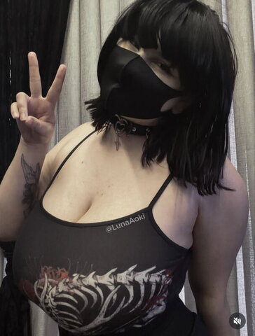 Luna Aoki New (1 photo)