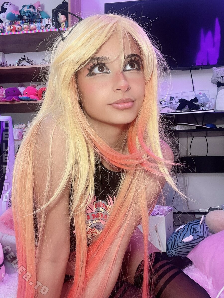 Luna Loveton nude photo 2
