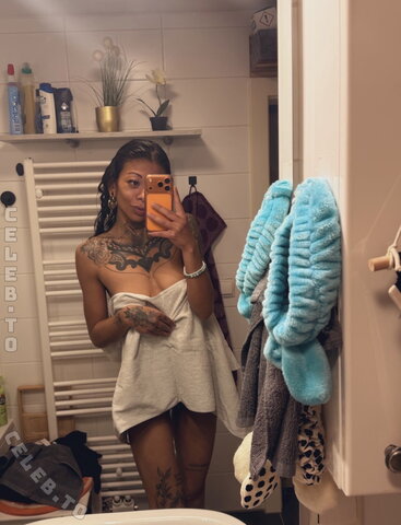 Luna Marisol nude photo 22