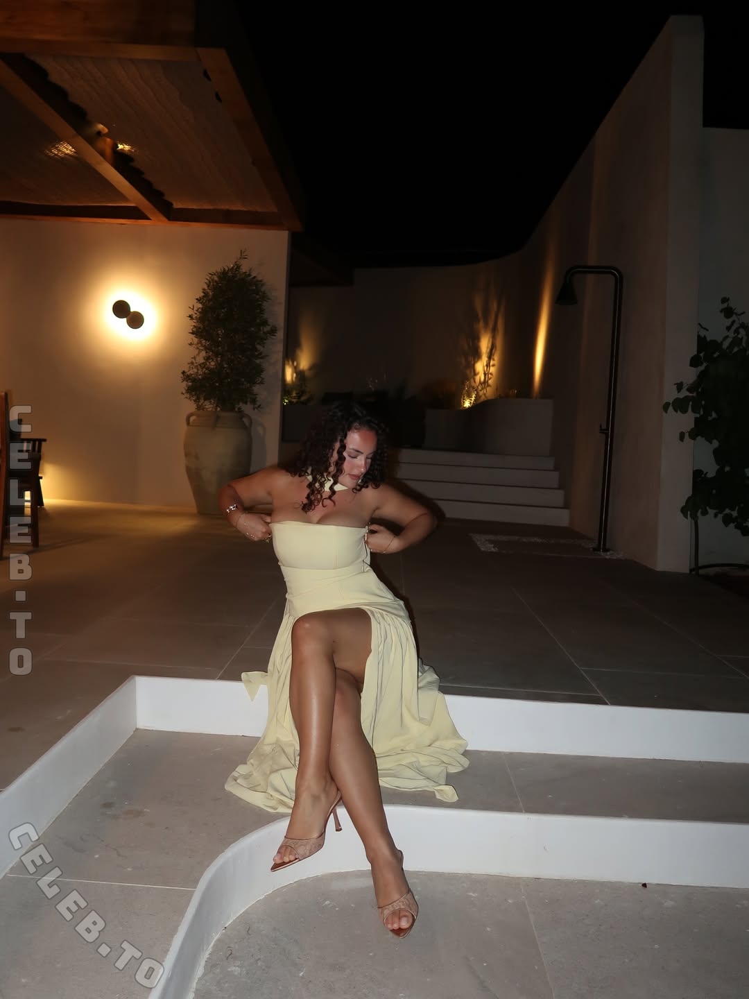 Luna Paloma nude photo 2