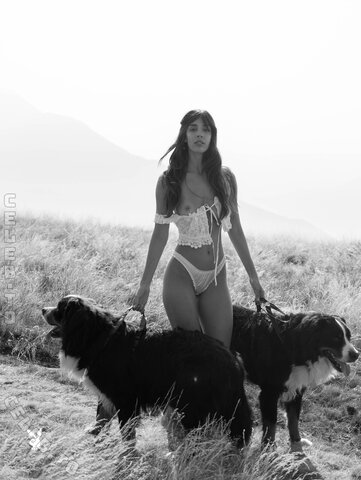 Luna Piombanti – previews --> Download Click here