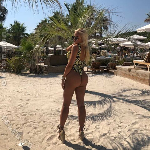 Luna Rabea nude photo 15