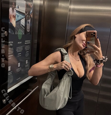 Luna Rabea nude photo 2