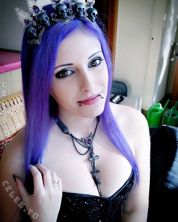 LunaraKitsune nude photo 13