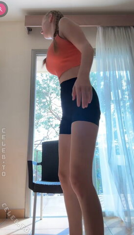 LunaX nude photo 5