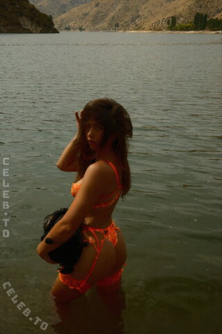Lunchbaglujan / Haylujan nude photo 28