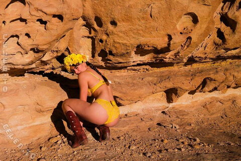 Lunchbaglujan / Haylujan nude photo 326