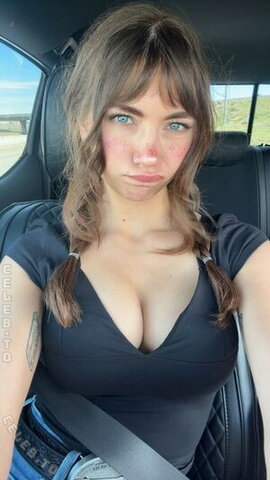 Lunchbaglujan / Haylujan nude photo 351