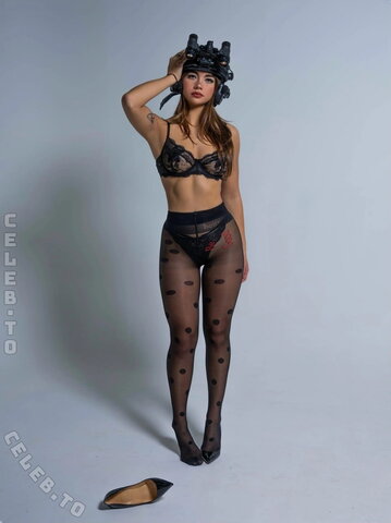 Lunchbaglujan / Haylujan nude photo 3