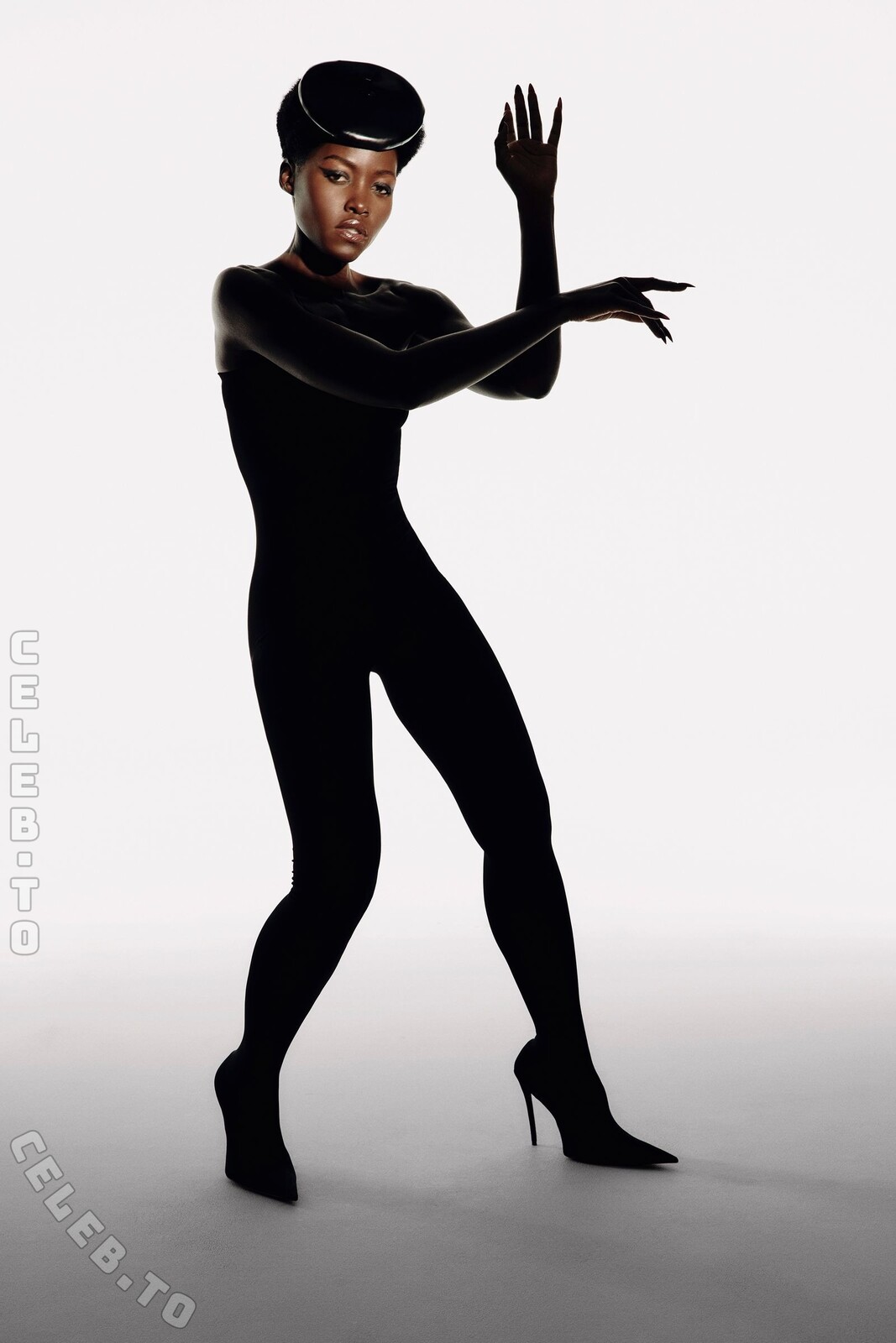 Lupita Nyong’o nude photo 11