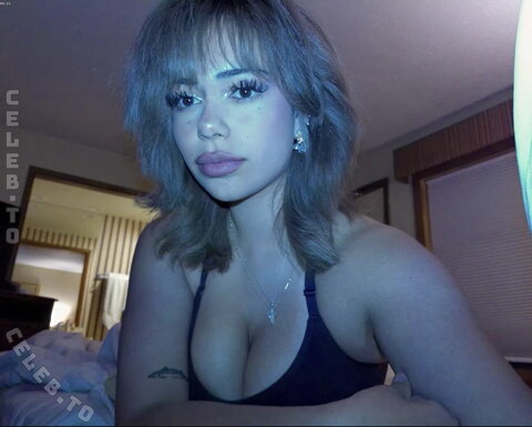 luvedbyhannah nude photo 35