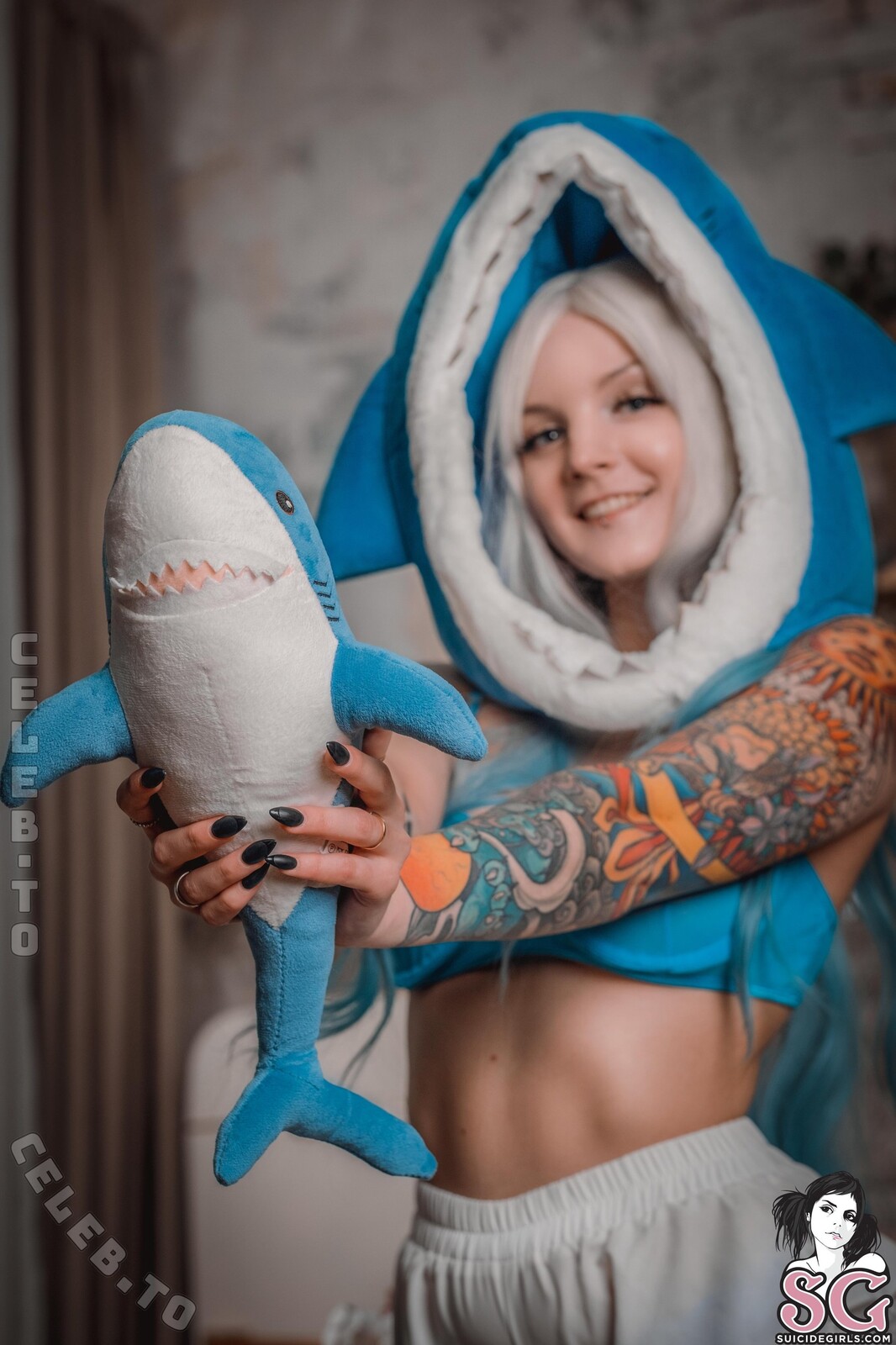Luventa nude photo 6