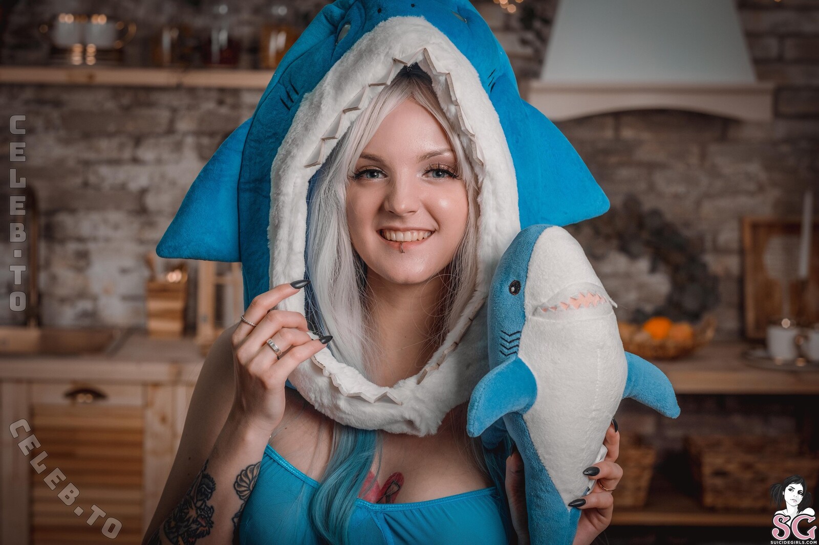 Luventa nude photo 14