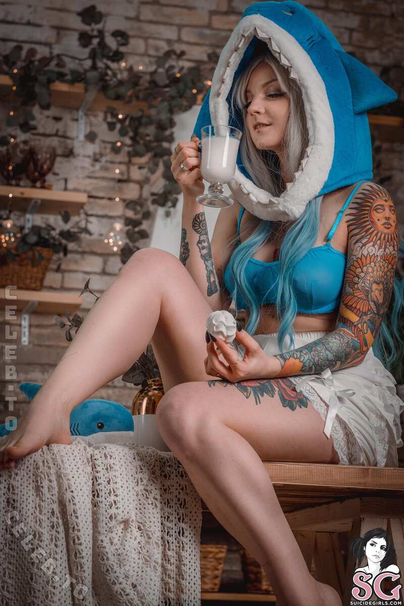 Luventa nude photo 2