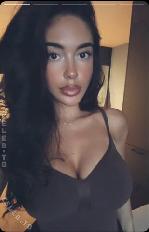 Lya Aylin photo 5