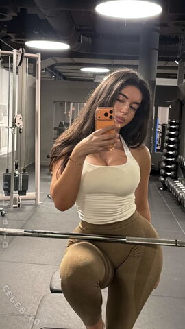 Lya Aylin – Snap Story