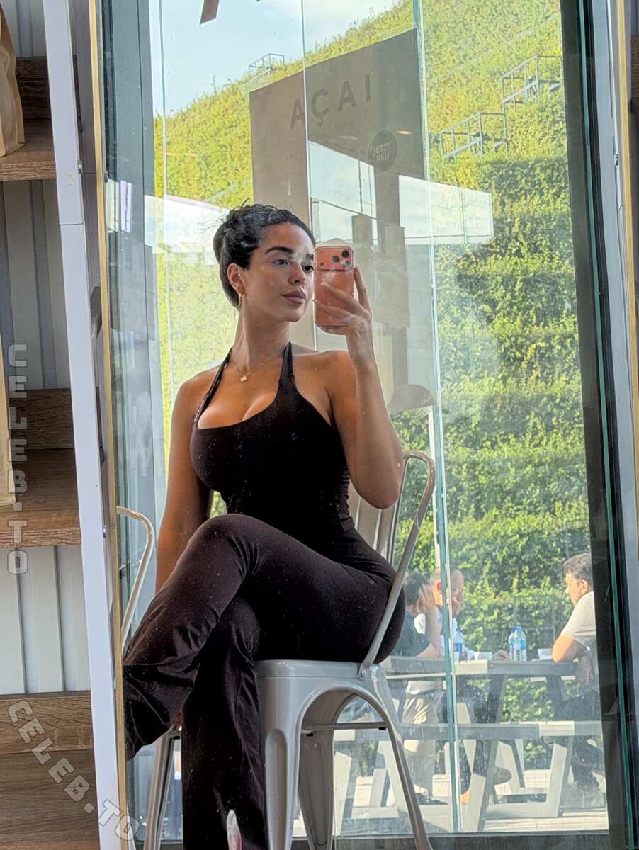 Lya Aylin nude photo 3