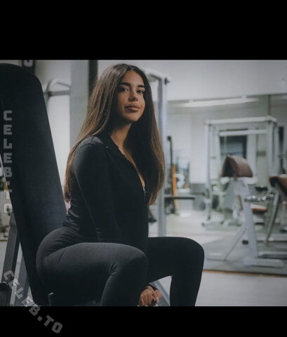 Lya Aylin – from their fitness app