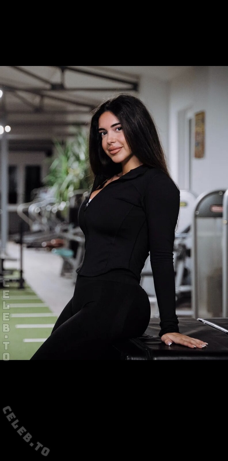 Lya Aylin nude photo 2