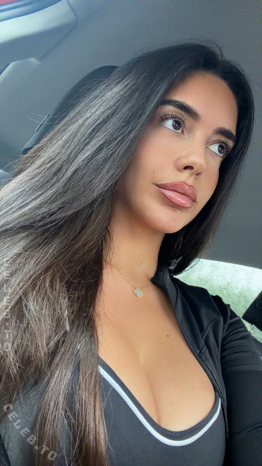 Lya Aylin nude photo 2