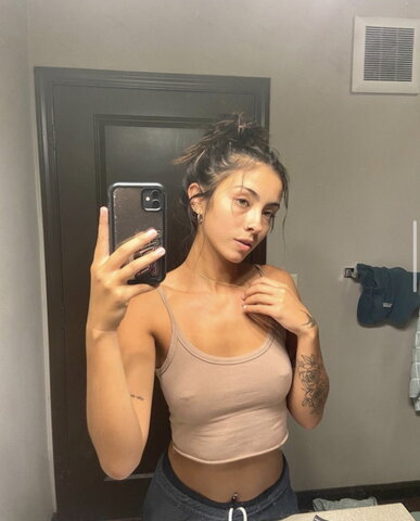 Lydia Hsieh Beatty nude photo 27
