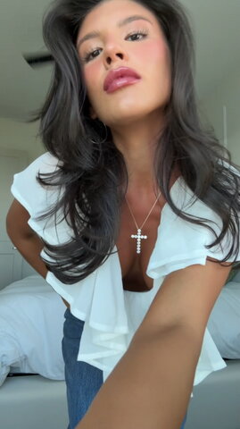 Lydia Lowry nude photo 24
