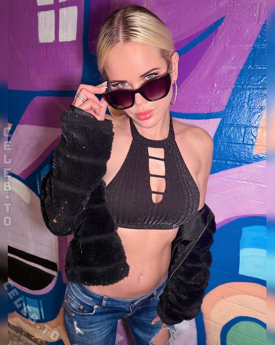 Lyl_Lolly nude photo 3