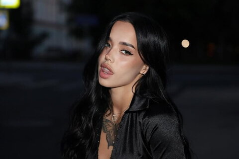 lyna_com nude photo 2