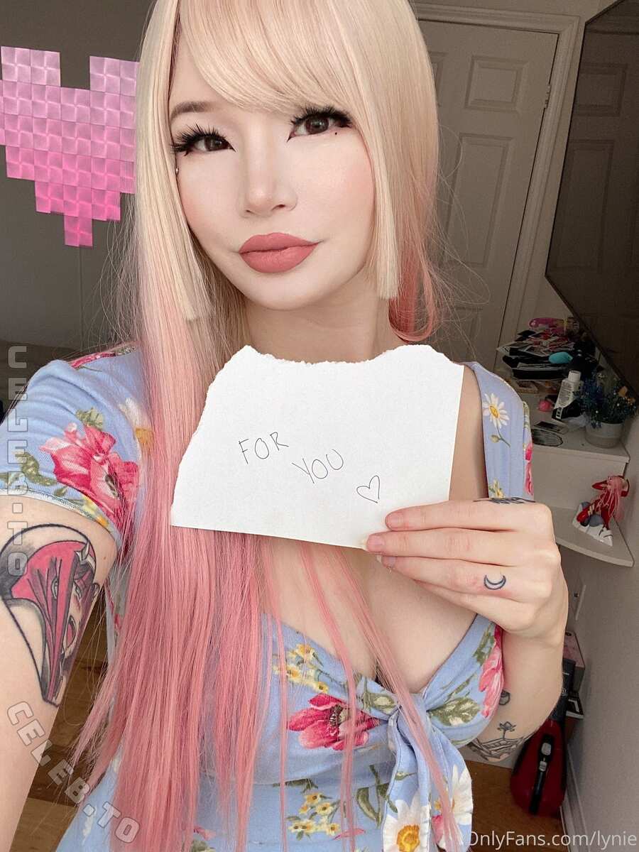 lynienicole nude photo 2